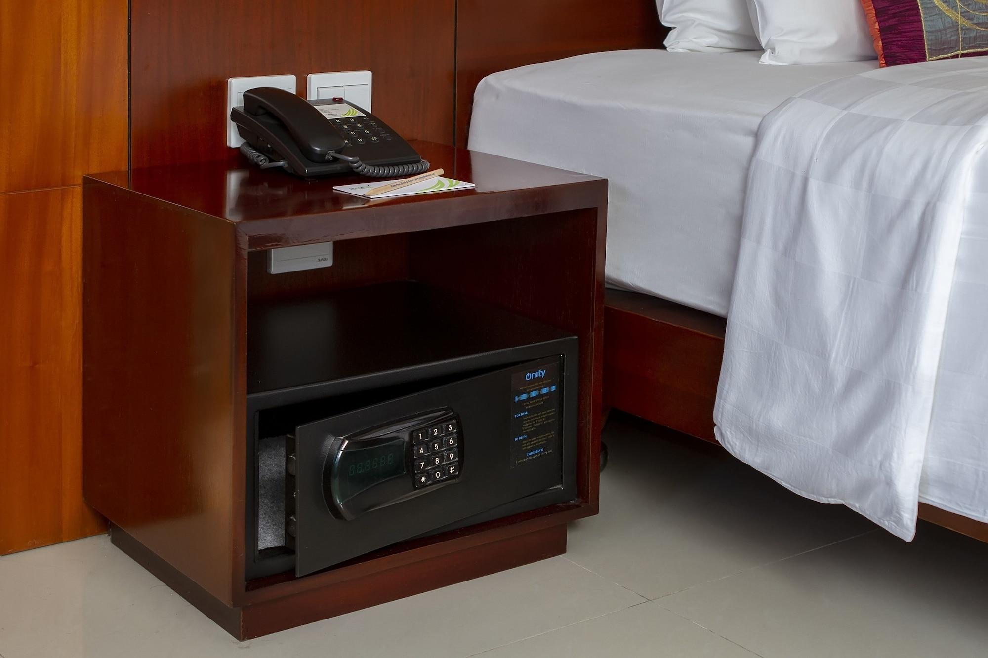 Primebiz Hotel Kuta Кута Экстерьер фото