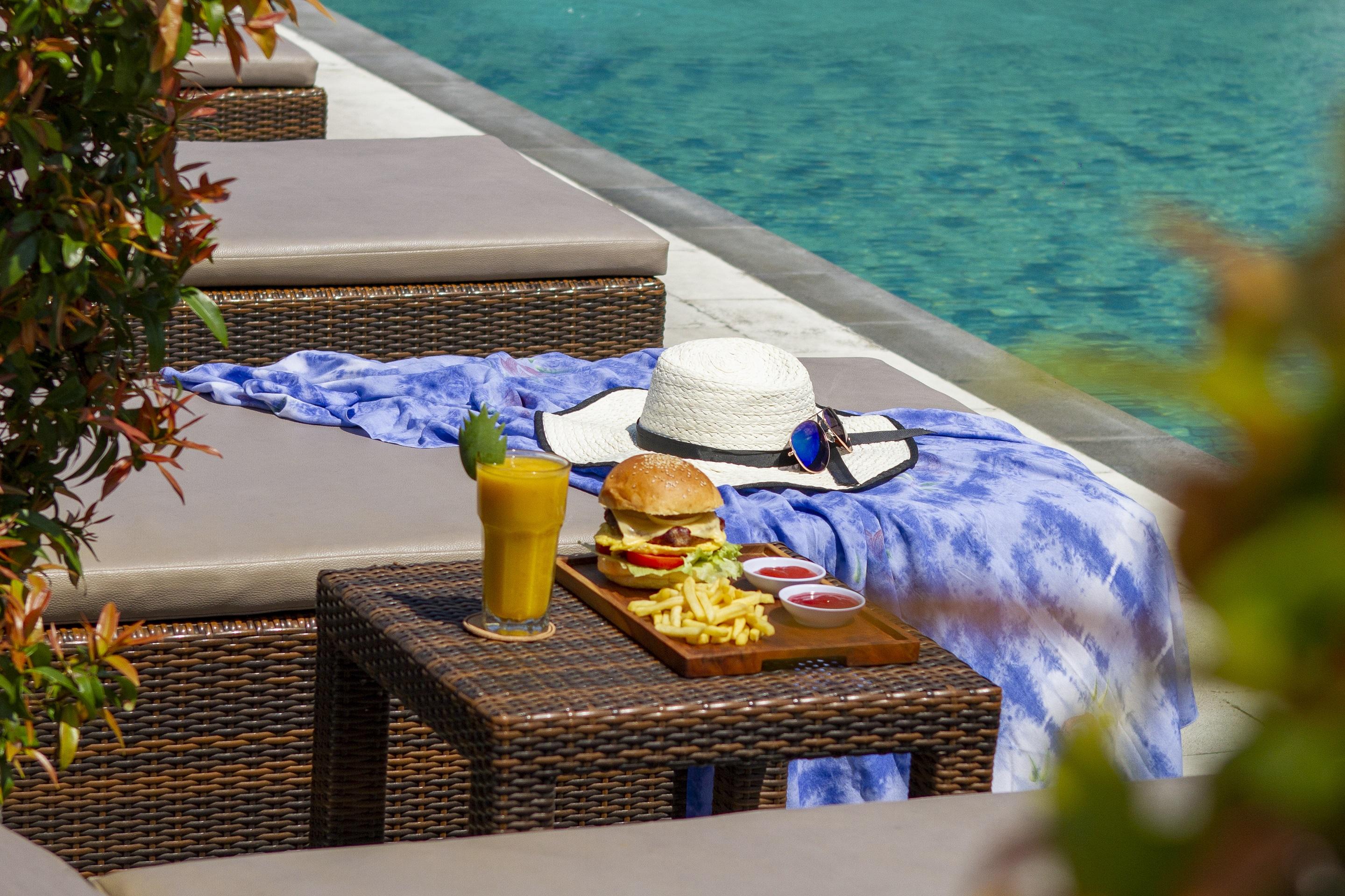 Primebiz Hotel Kuta Кута Экстерьер фото