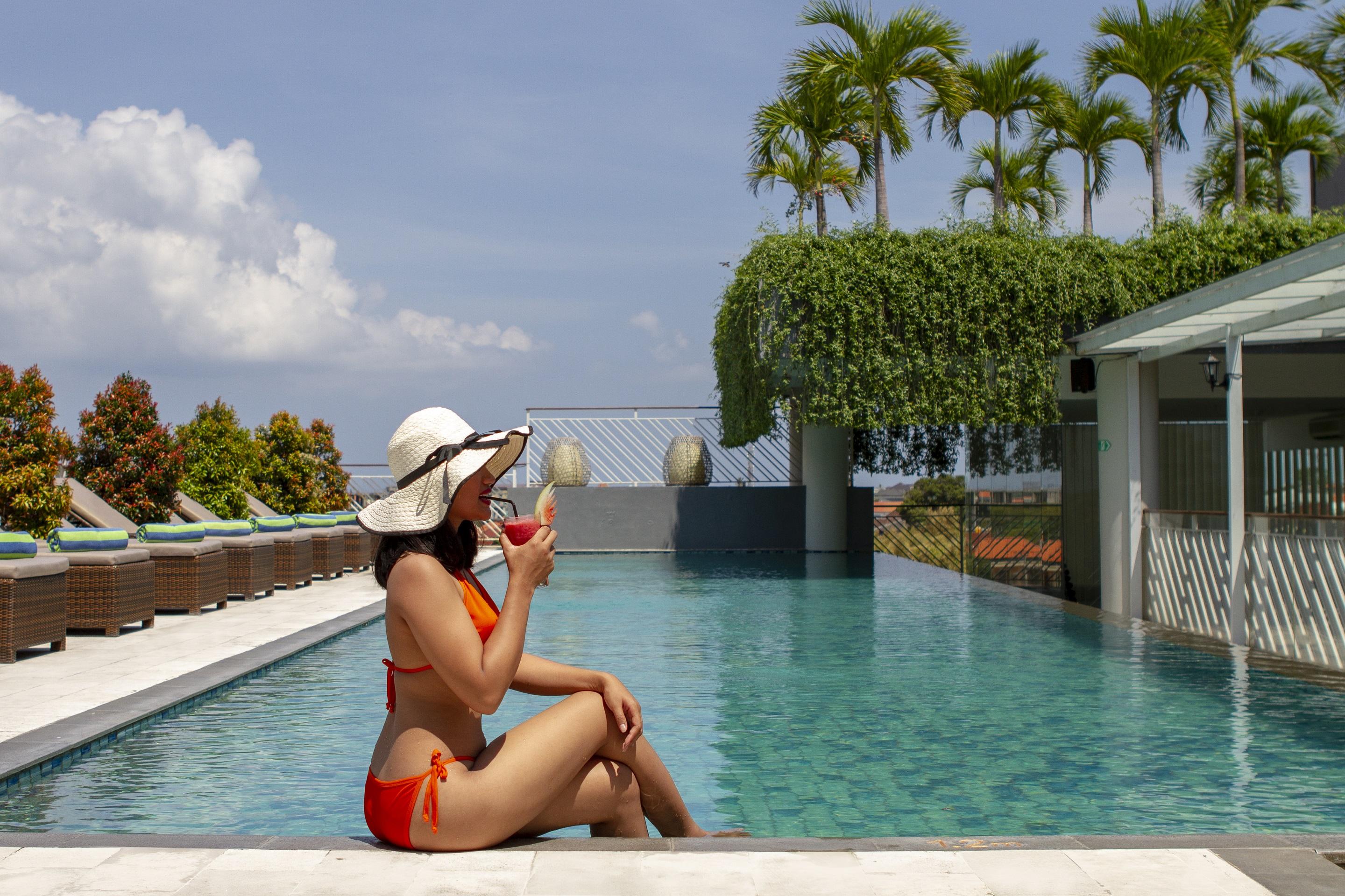 Primebiz Hotel Kuta Кута Экстерьер фото