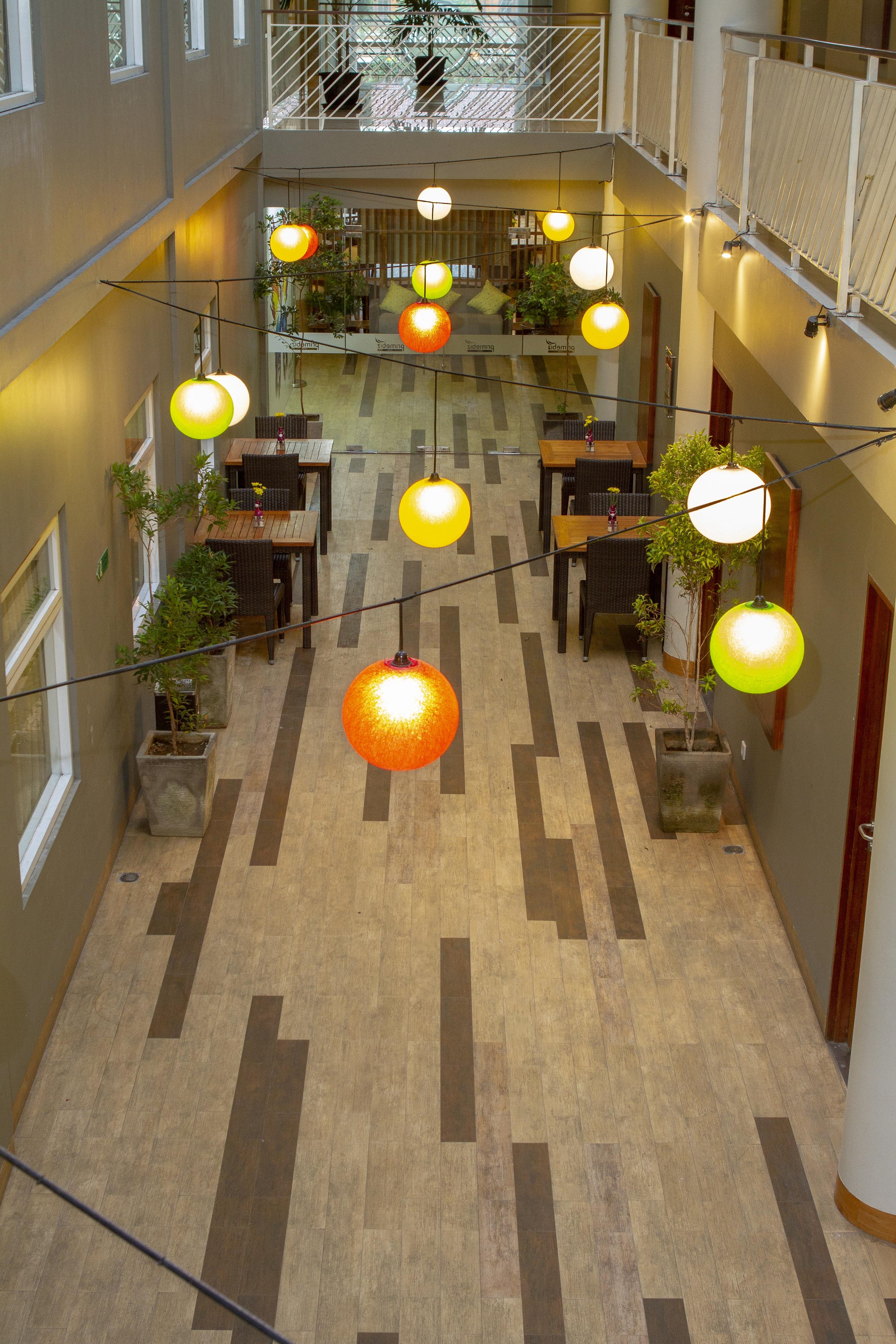 Primebiz Hotel Kuta Кута Экстерьер фото