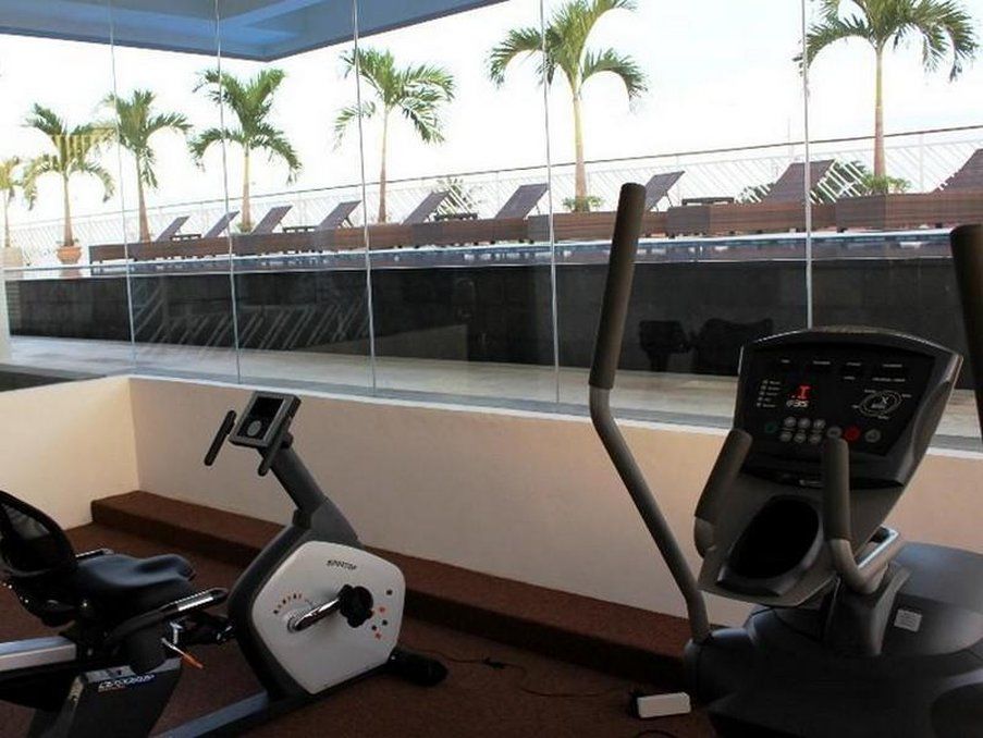 Primebiz Hotel Kuta Кута Экстерьер фото