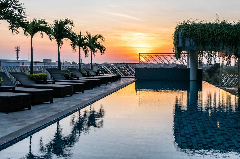 Primebiz Hotel Kuta Кута Экстерьер фото